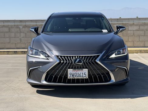 Certified 2025 Lexus ES 350 FWD image 3