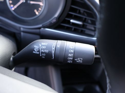 Certified 2025 MAZDA MAZDA3 Carbon image 36