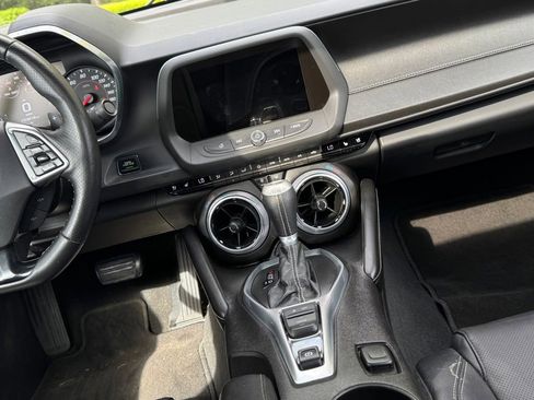Used 2016 Chevrolet Camaro SS RWD image 5