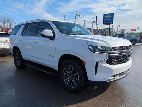 Used 2022 Chevrolet Tahoe LS w/ Driver Alert Package image 2