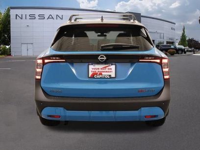 New 2026 Nissan Kicks SR w/ Cold Weather Package