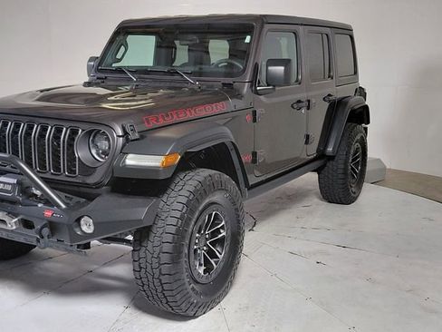 Certified 2024 Jeep Wrangler Unlimited Rubicon w/ XTREMEE 35" Tire Package AWD/4WD image 3