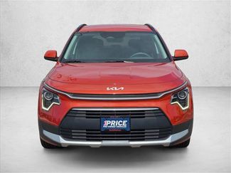 Used 2023 Kia Niro LX FWD video 2