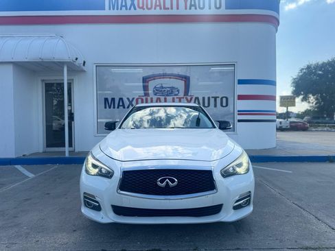 Used 2017 INFINITI Q50 3.0t Premium w/ 3.0T Premium Plus Package RWD image 10