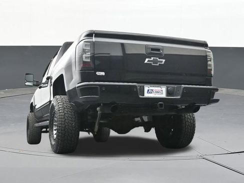 Used 2017 Chevrolet Silverado 1500 LTZ Z71 w/ LTZ Plus Package AWD/4WD image 51
