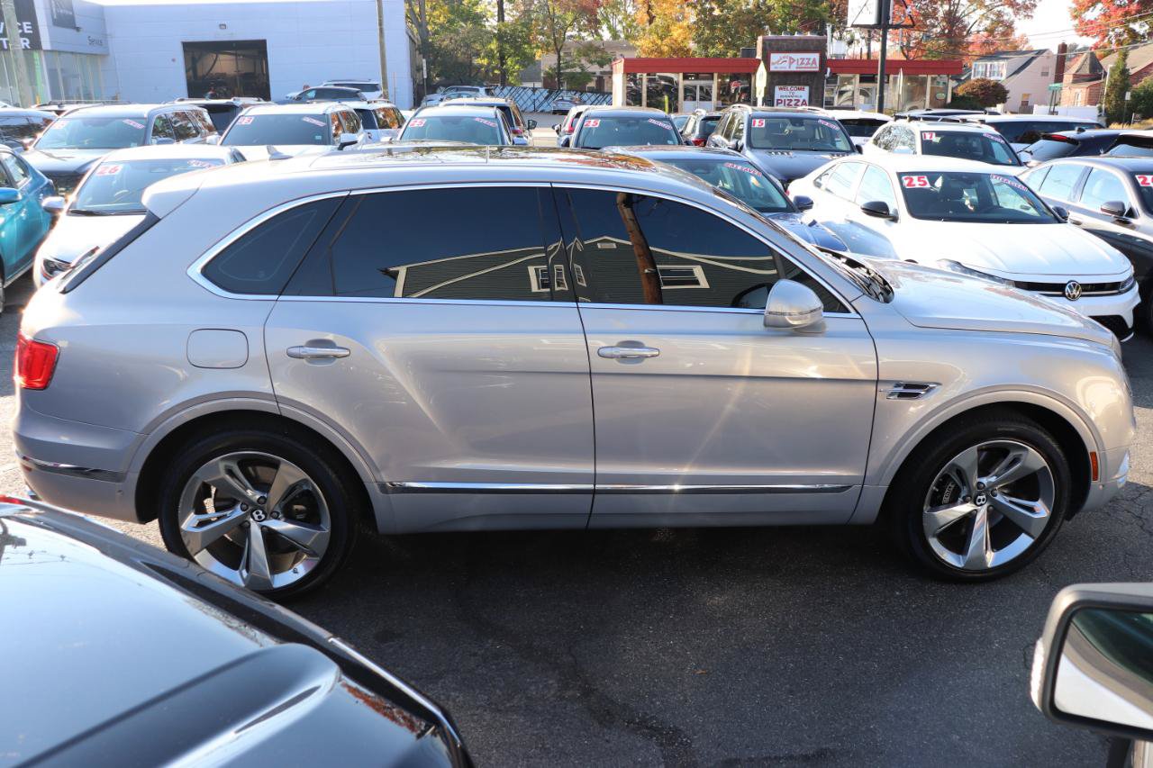 Used 2018 Bentley Bentayga AWD/4WD image 6