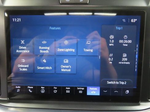 Used 2025 Ford F250 Platinum w/ FX4 Off-Road Package image 32