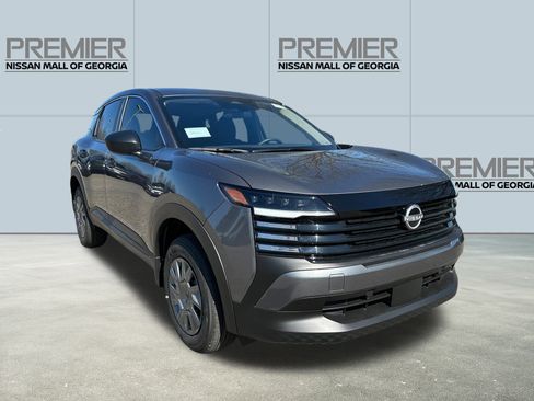 New 2026 Nissan Kicks S image 3