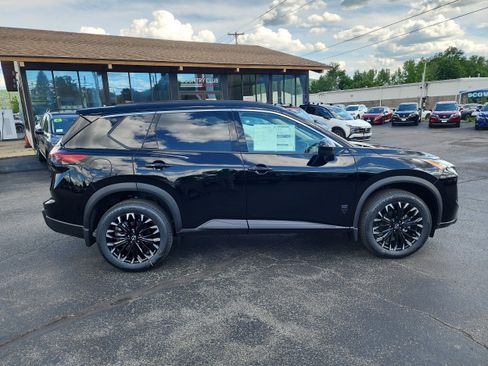 New 2026 Nissan Rogue Dark Armor AWD/4WD image 9
