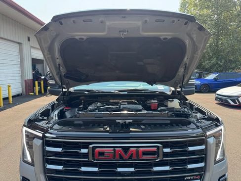 Used 2024 GMC Sierra 3500 AT4 w/ AT4 Premium Plus Package AWD/4WD image 24