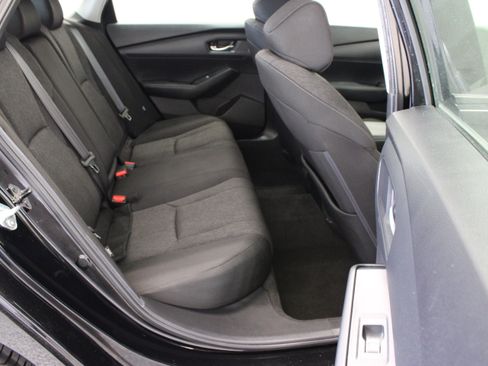 Used 2025 Honda Accord LX image 30