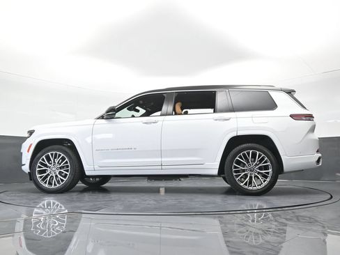 Used 2024 Jeep Grand Wagoneer L Series III w/ Quick Order Packagew 28T AWD/4WD image 62