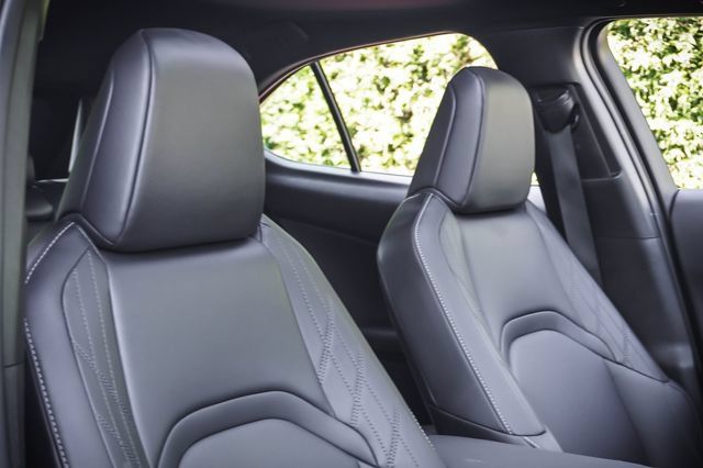Used 2024 Lexus UX 250h FWD image 23