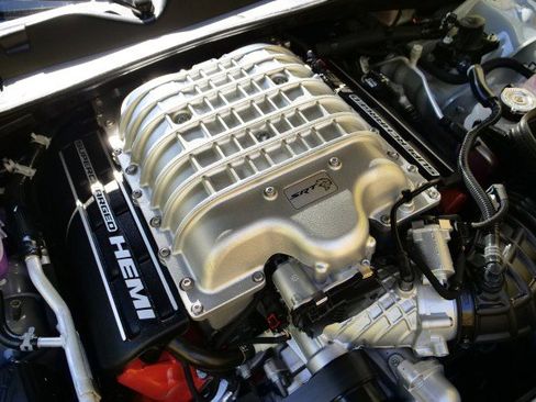 Used 2022 Dodge Challenger SRT Hellcat image 8