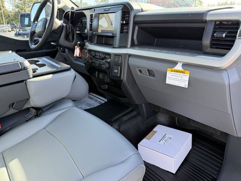 New 2026 Ford F350 XL AWD/4WD image 9