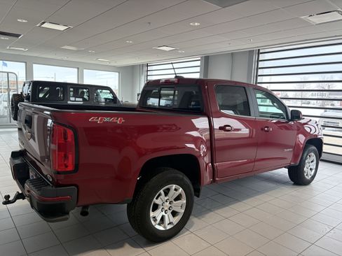Used 2020 Chevrolet Colorado LT w/ LT Convenience Package image 6