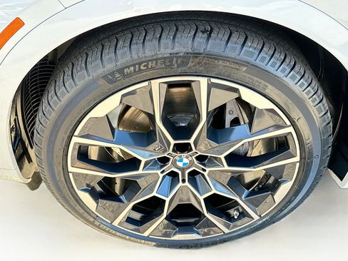 Certified 2023 BMW X7 xDrive40i w/ M Sport Package image 35