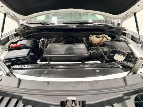 Certified 2022 Chevrolet Tahoe RST w/ Luxury Package AWD/4WD image 29