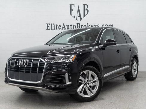 Used 2023 Audi Q7 3.0T Premium w/ Convenience Package AWD/4WD image 1