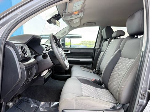 Used 2018 Toyota Tundra SR5 AWD/4WD image 16