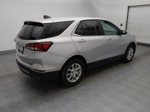 Used 2022 Chevrolet Equinox LT AWD/4WD image 10