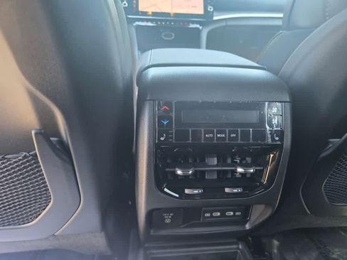 New 2026 Jeep Grand Cherokee L Limited AWD/4WD image 13