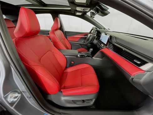 Used 2026 Toyota Camry XSE w/ Premium Plus Package FWD image 33
