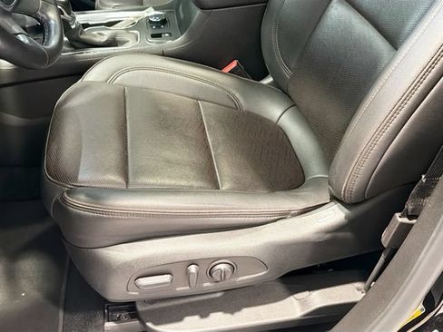 Certified 2022 Chevrolet Traverse High Country AWD/4WD image 19