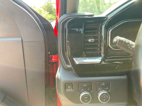 Used 2023 GMC Sierra 1500 Elevation AWD/4WD image 15