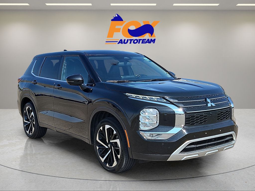 Used 2024 Mitsubishi Outlander AWD image 6