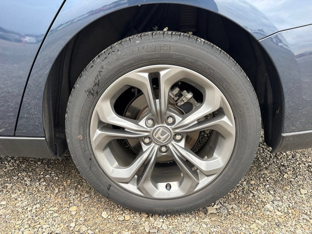Used 2023 Honda Accord EX image 6