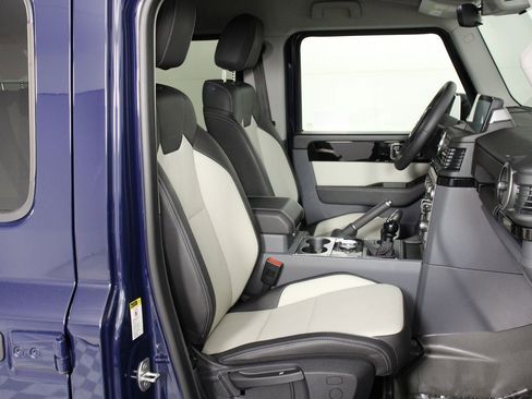 Used 2025 INEOS Grenadier AWD/4WD image 31