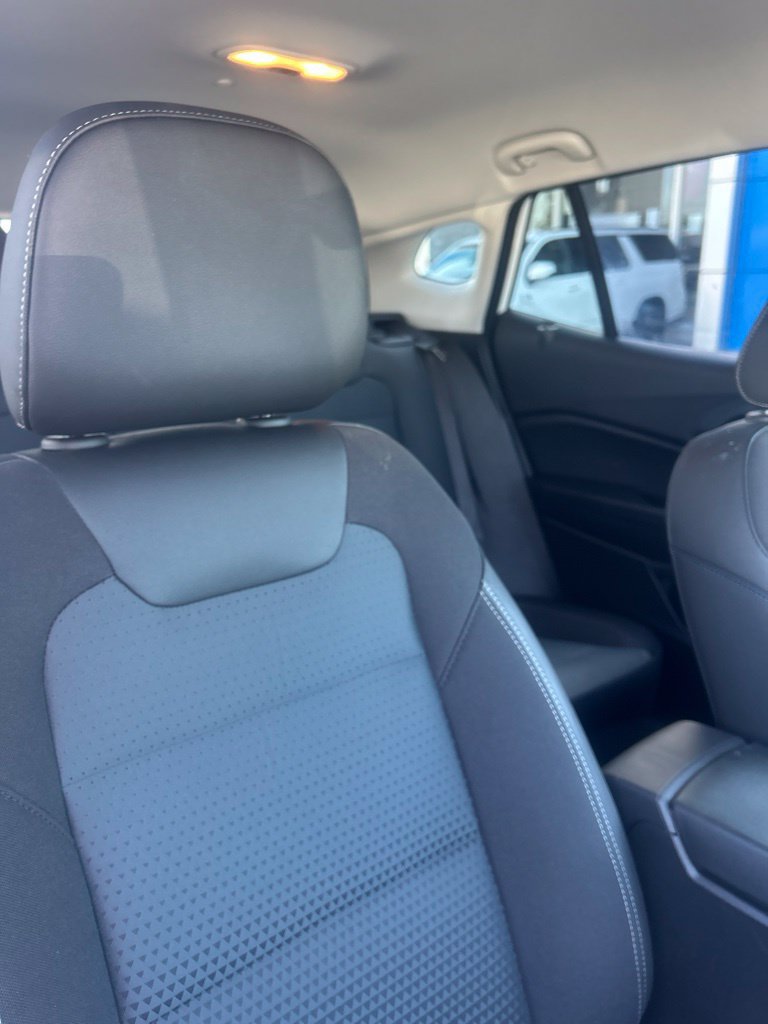 Used 2026 Chevrolet Trax LT w/ Driver Confidence Package FWD image 17