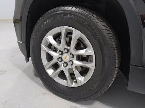 Used 2021 Chevrolet Traverse LT w/ LPO, Cargo Package AWD/4WD image 31