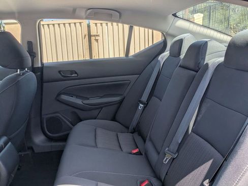 Used 2025 Nissan Altima 2.5 SV image 27