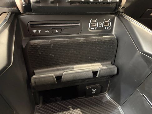 Used 2019 RAM 2500 Laramie w/ Night Edition AWD/4WD image 28