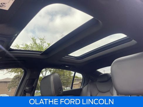 Used 2022 Cadillac CT5 Sport AWD/4WD image 16