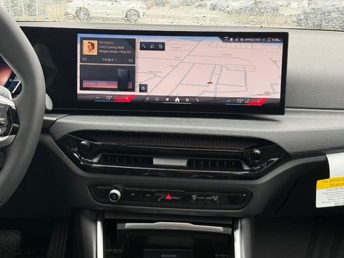 New 2026 BMW 330i xDrive Sedan w/ Convenience Package image 7