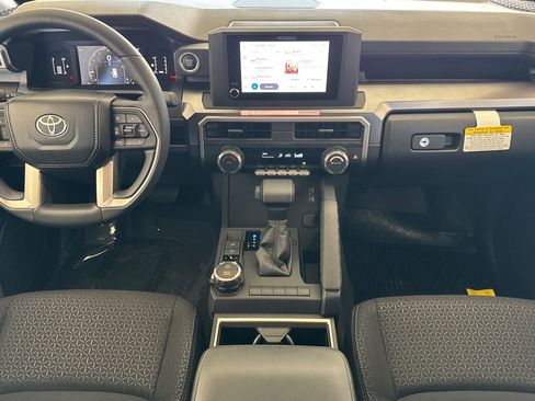 New 2026 Toyota 4Runner SR5 AWD/4WD image 13