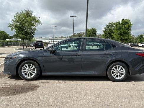 Certified 2025 Toyota Camry LE image 10