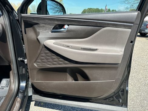 Used 2020 Hyundai Santa Fe SE image 12