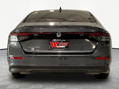 Certified 2025 Honda Accord LX image 5