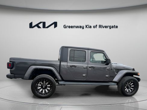 Used 2022 Jeep Gladiator Sport AWD/4WD image 8