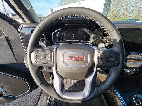 New 2025 GMC Sierra 1500 Elevation w/ Preferred Package image 18