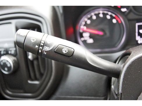 Used 2024 Chevrolet Silverado 1500 Custom image 16