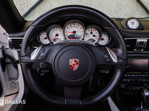 Used 2011 Porsche 911 Carrera GTS RWD image 28