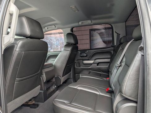 Used 2018 Chevrolet Silverado 1500 LT w/ Texas Edition AWD/4WD image 9