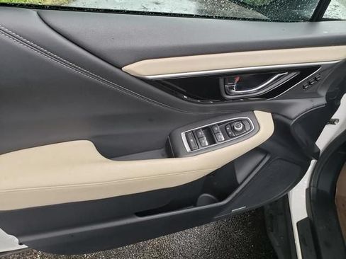 Used 2020 Subaru Outback Limited AWD/4WD image 11