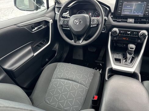 Used 2020 Toyota RAV4 XLE image 10