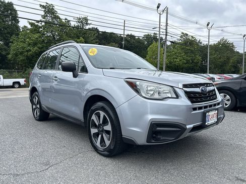 Used 2017 Subaru Forester 2.5i w/ Alloy Wheel Package AWD/4WD image 3